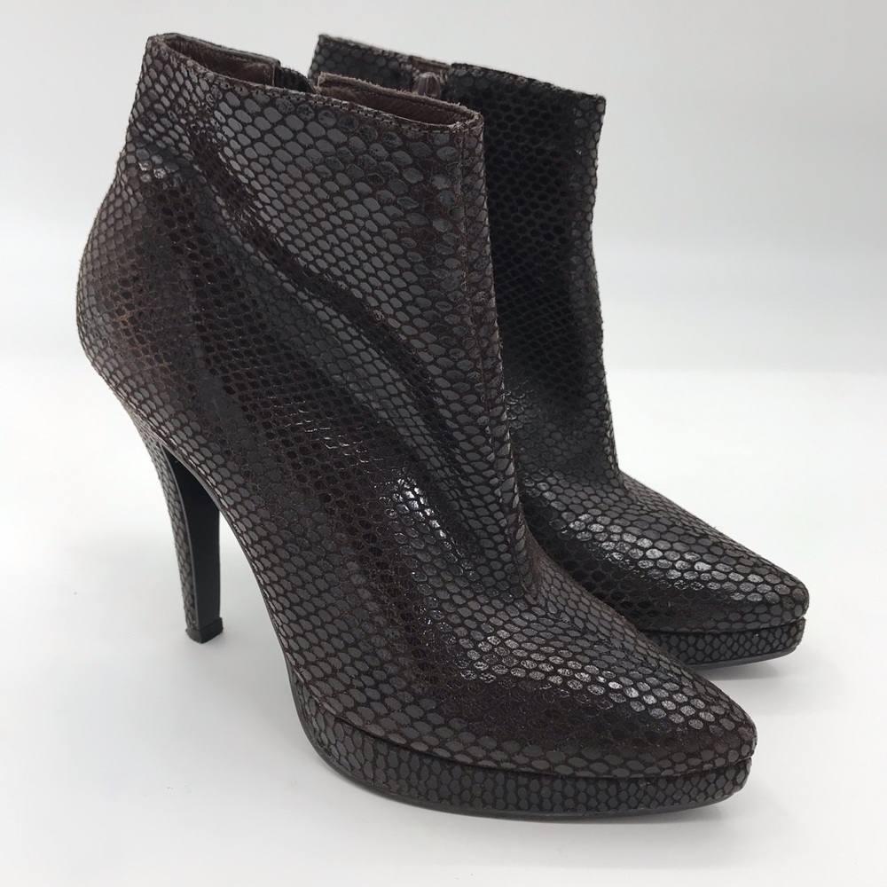Steve Madden Brown Snakeskin Ankle Booties